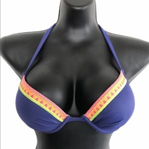 Victoria’s Secret “the gorgeous push-up” 34C